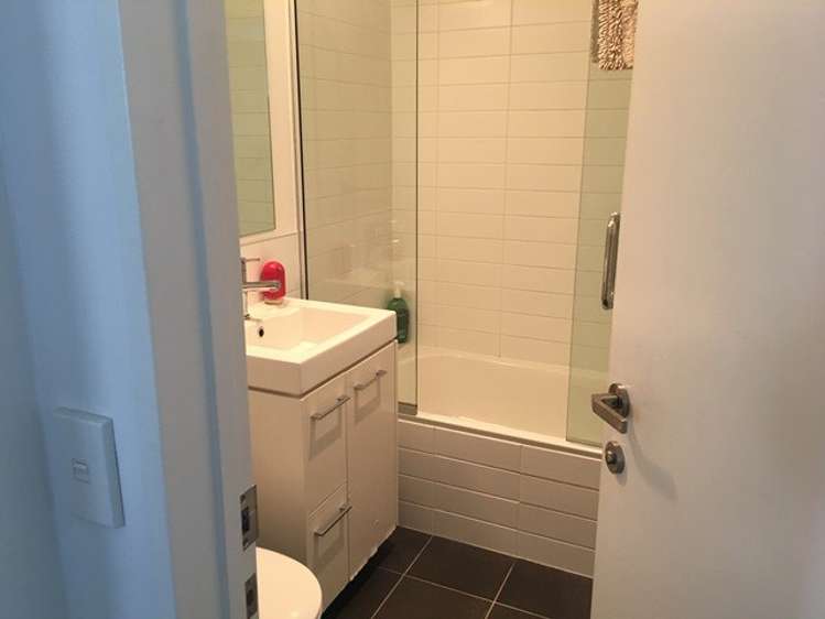 B301/525 East Coast Road Browns Bay_19