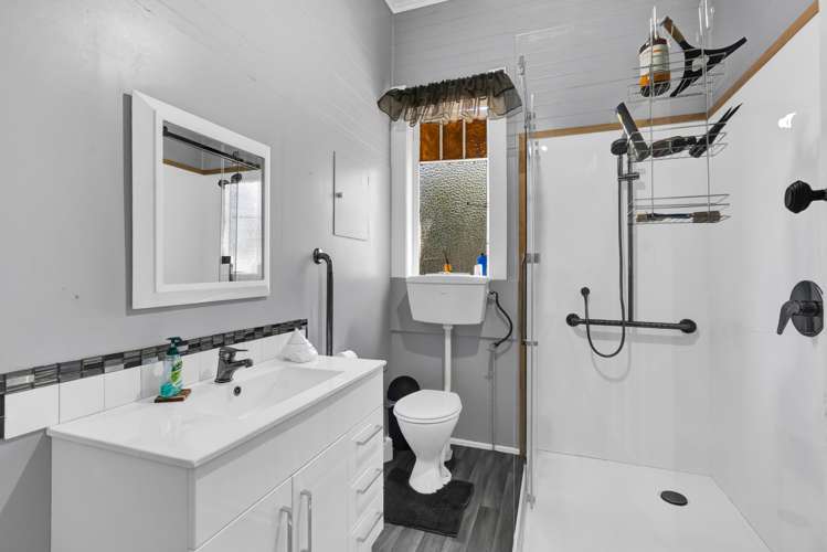 43 Victoria Street Hawera_16