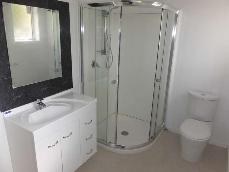 330 Yaldhurst Road Russley_6