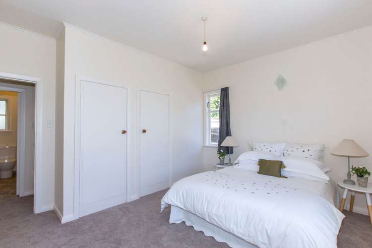 1/217 Whites Line East Waiwhetu_12