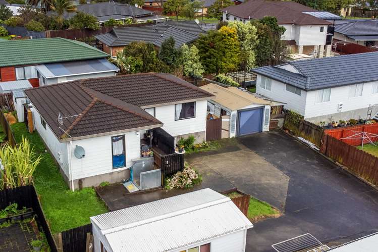 2/4 Myna Place Manurewa_2