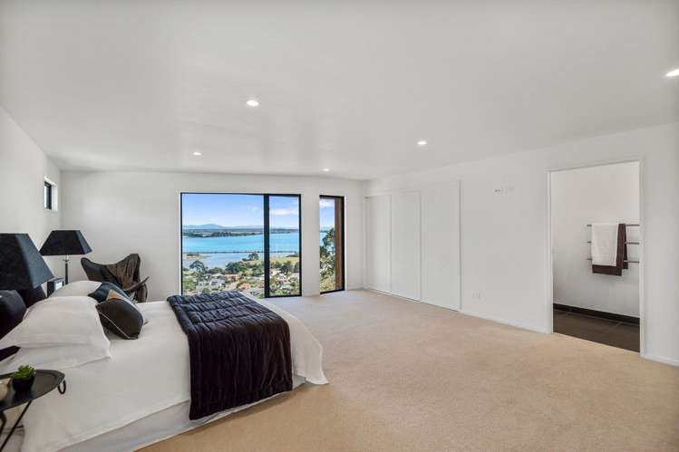 7 Saint Remy Lane Redcliffs_9