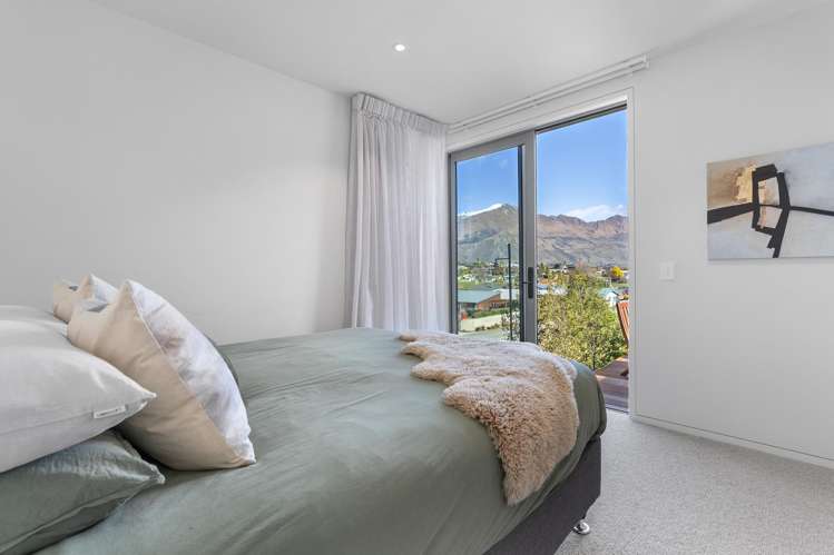 7 Tuke Lane Wanaka_21