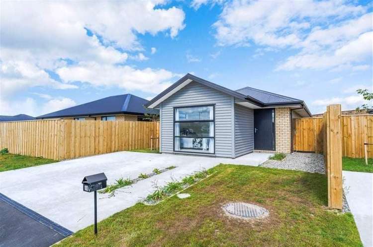 18 Lady Isaac Drive Rolleston_12