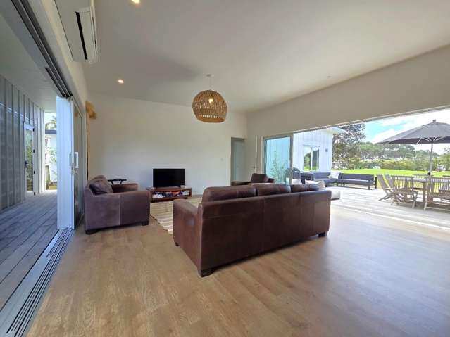 117 The Fairway Matarangi_4