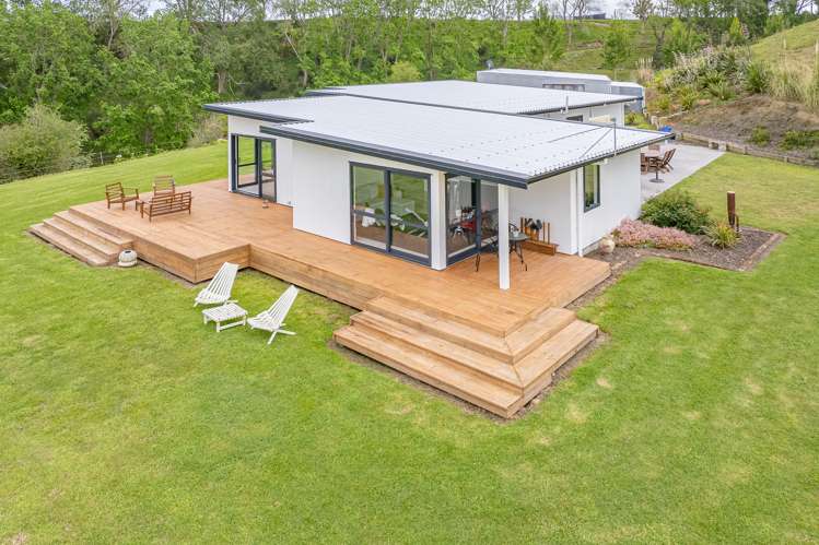 122a No 2 Line Okoia_16