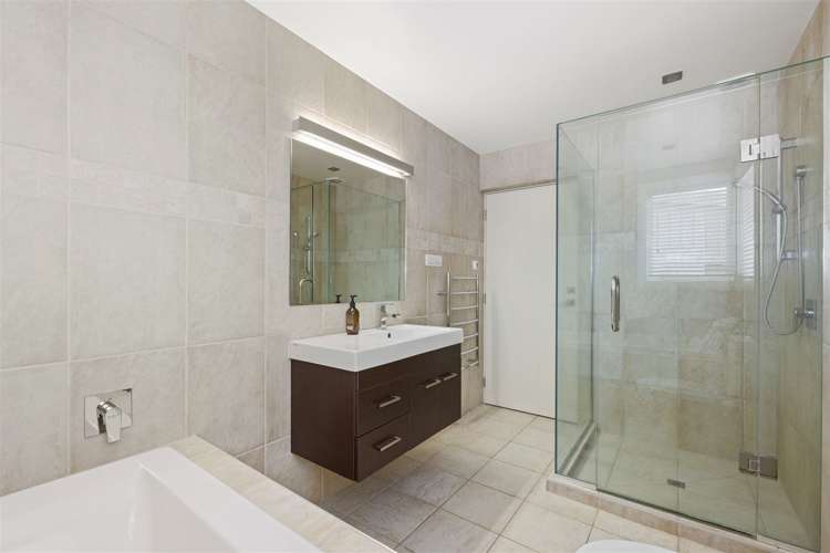 30 Tuawera Terrace Clifton_18