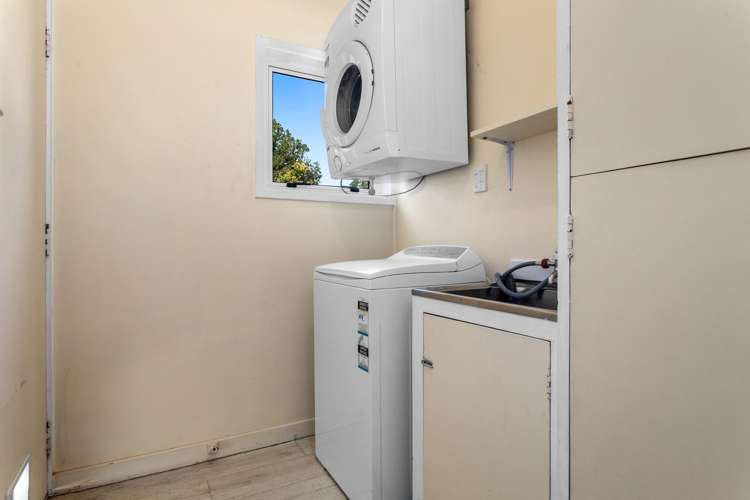 1/8 Peter Snell Street Whakatane_13