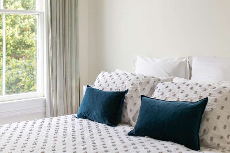 51 Scarborough Terrace Mount Victoria_15