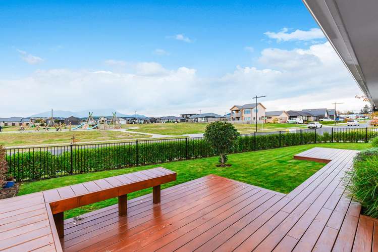 2 Roto Close Wharewaka_28