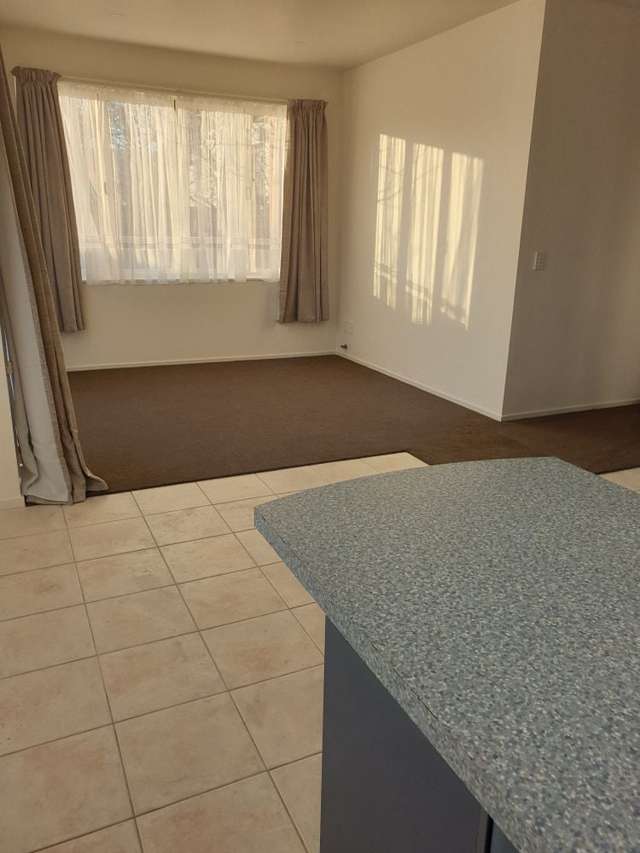 31A Rogan Street Mount Roskill_3