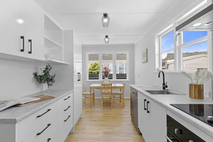 8 Harris Street Naenae_3