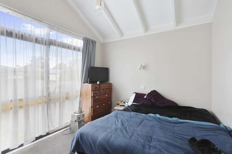 4/25a Beach Road Te Atatu Peninsula_6