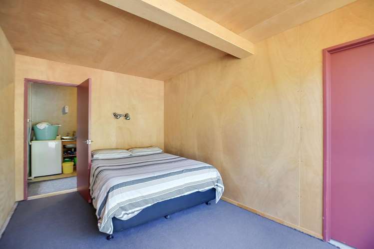 231 Pouewe Street Kawhia_16