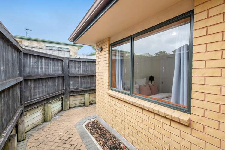 4 Red Hibiscus Road Stanmore Bay_21