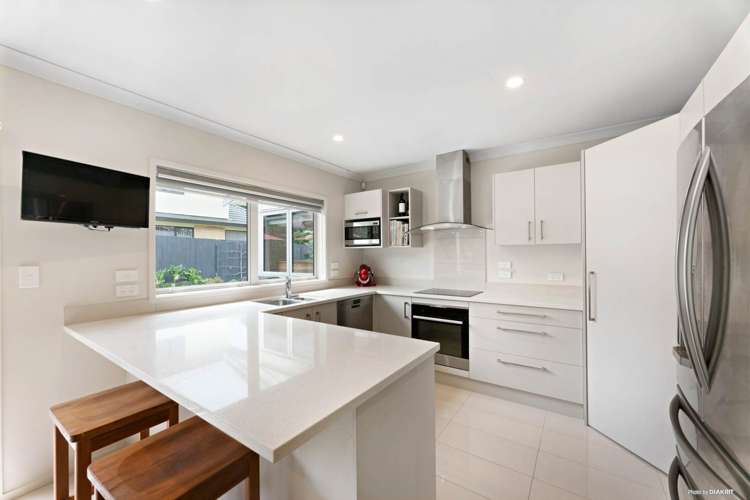 2/11 Collie Street Hillpark_6
