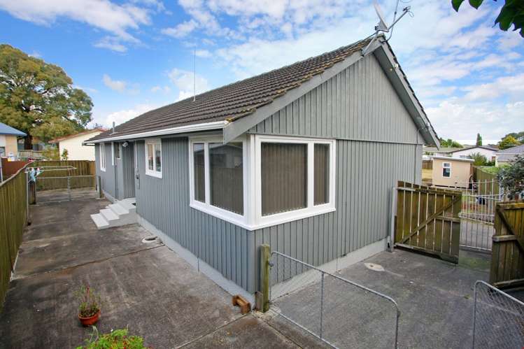 8 Ruth Street Manurewa_9