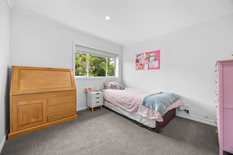 21A Kelwyn Road Kelston_14
