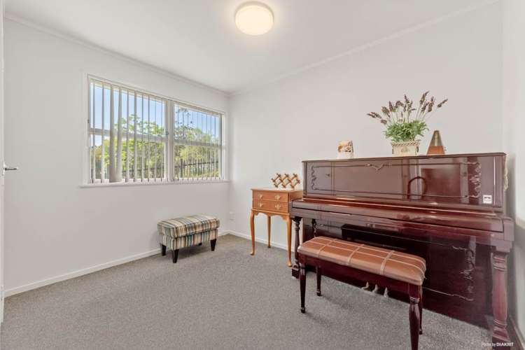 2/34B Sunnynook Road Sunnynook_9