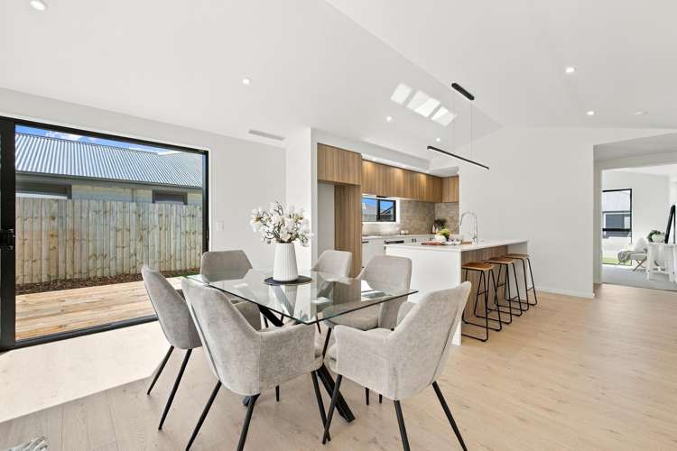 10 Dan Street Marshland_7