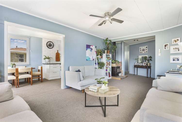 2 Mabian Crescent Deanwell_6