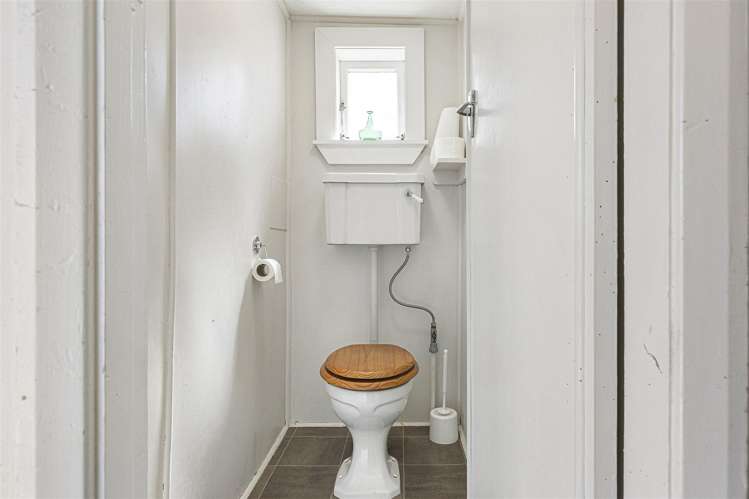 66a and b Peel Street Westport_21