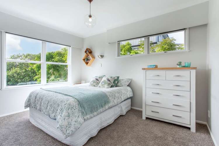 44 Merani Street Belmont_13