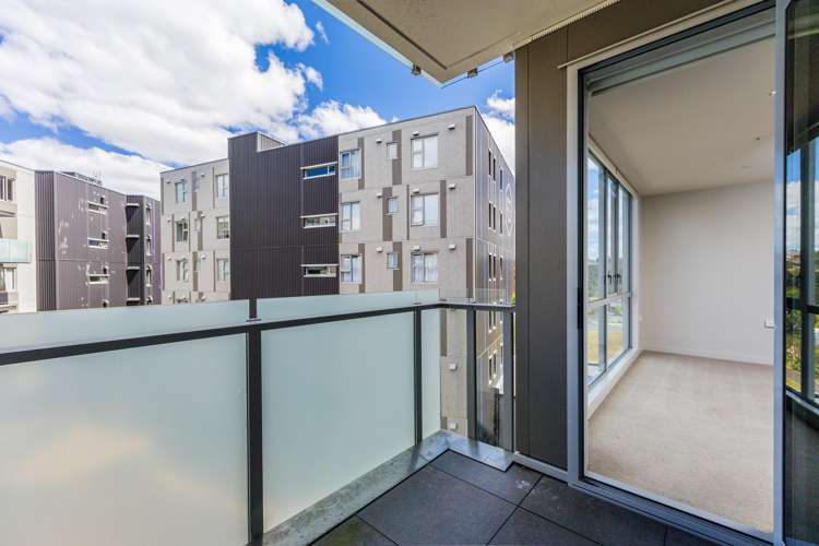 407/1 Rose Garden Lane Albany_11