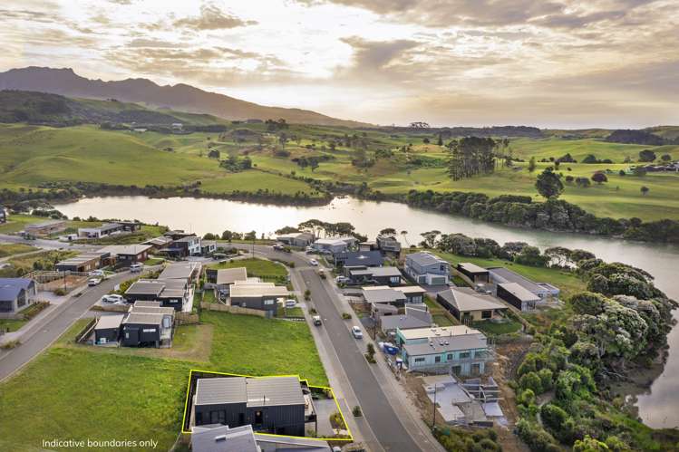 23 Omahina Street Raglan_44