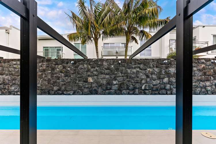 5/258 Hurstmere Road Takapuna_27