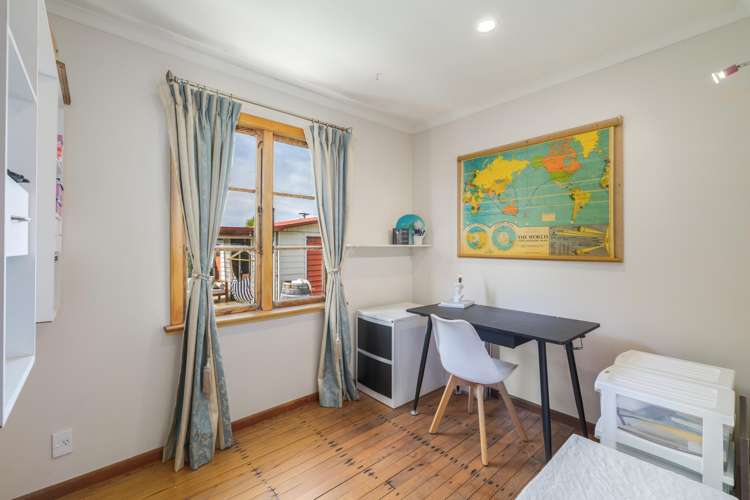 24 Jennifer Street Bryndwr_5