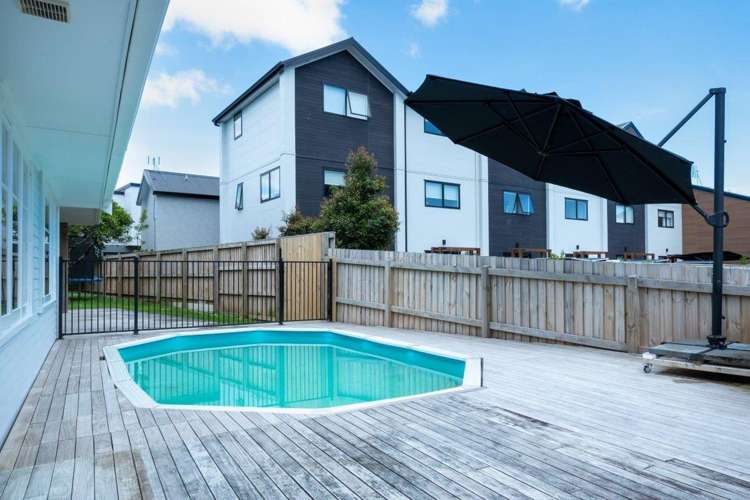 3 Shamrock Lane Te Atatu Peninsula_13