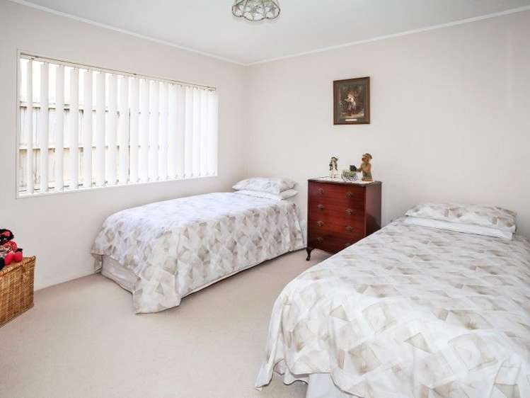 1/42 Stewart Gibson Place Manurewa_9