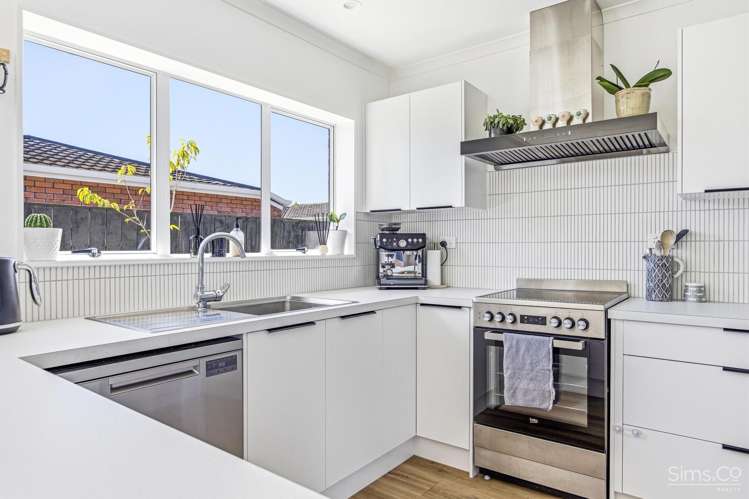 12 Kakaho Drive Tawhero_2