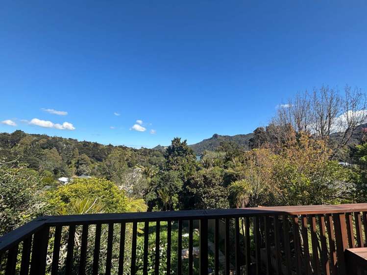 1109 Huia Road Huia_5