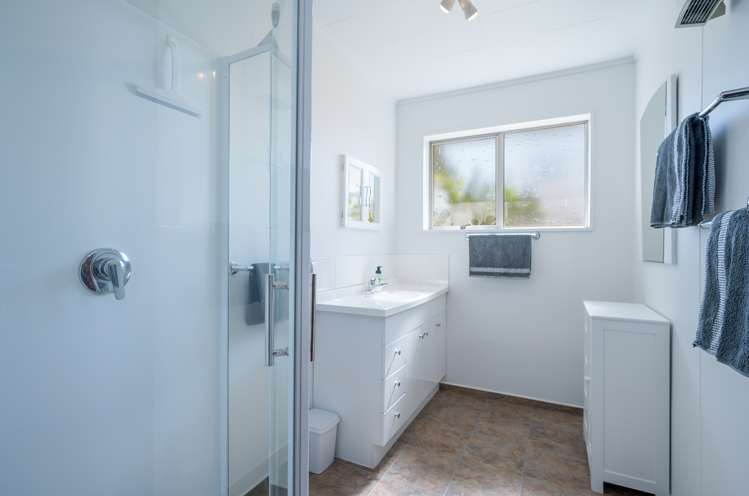 2/26 Exeter Street Stoke_10