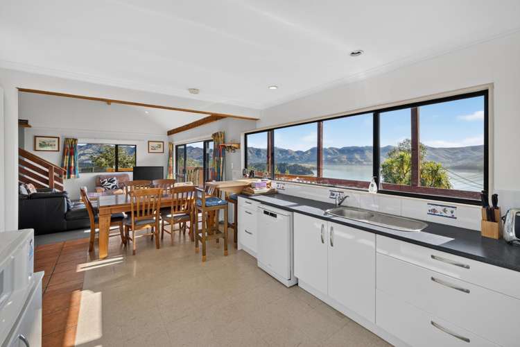 6 Doris Faigan Lane Charteris Bay_6