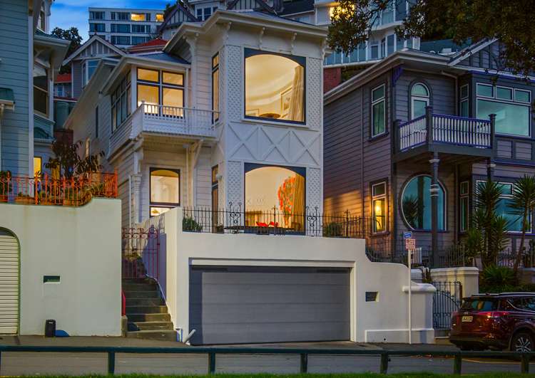 198 Oriental Parade Oriental Bay_0