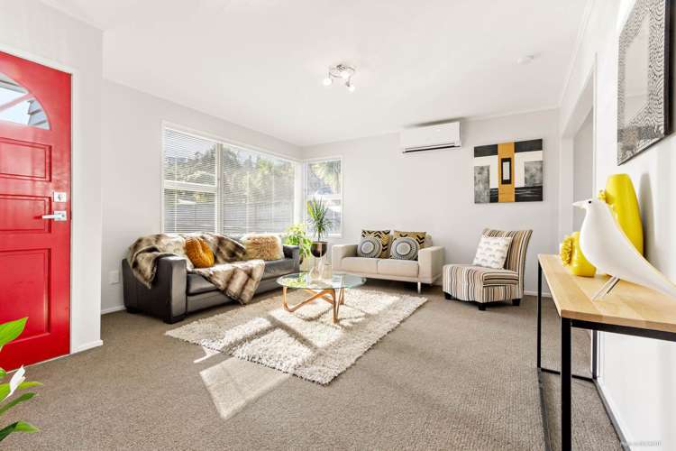 5a Scotstoun Place Glen Eden_3