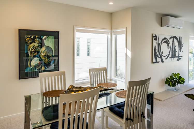 52 Seaview Road Paremata_13