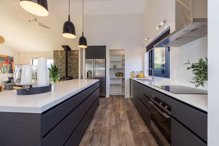 29 Little Alpha Loop Wanaka_9