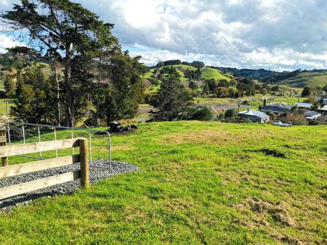 ELEVATED SECTION OVERLOOKING WAIOTIRA