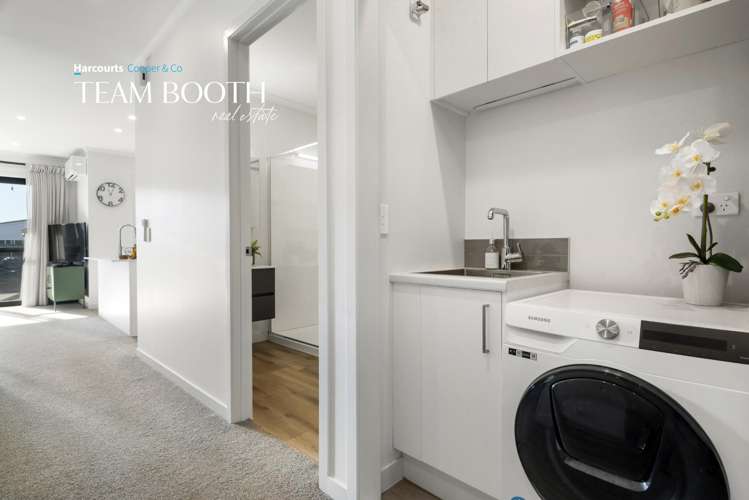 8/1 Genevieve Lane Hobsonville_12