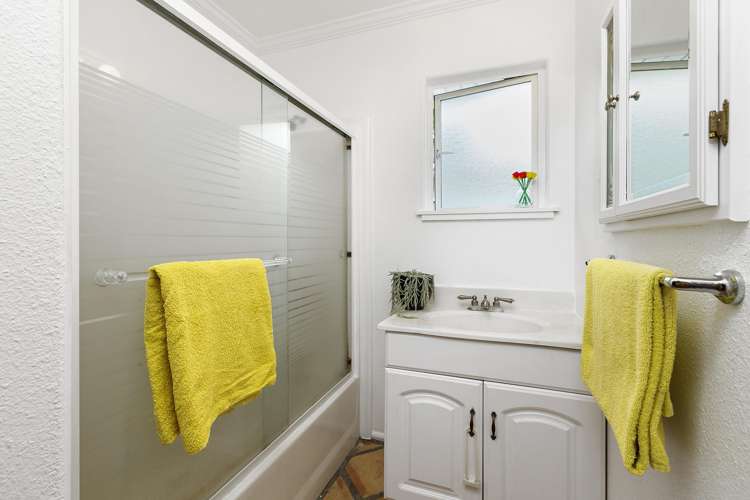 33 Aaron Place Brookfield_10