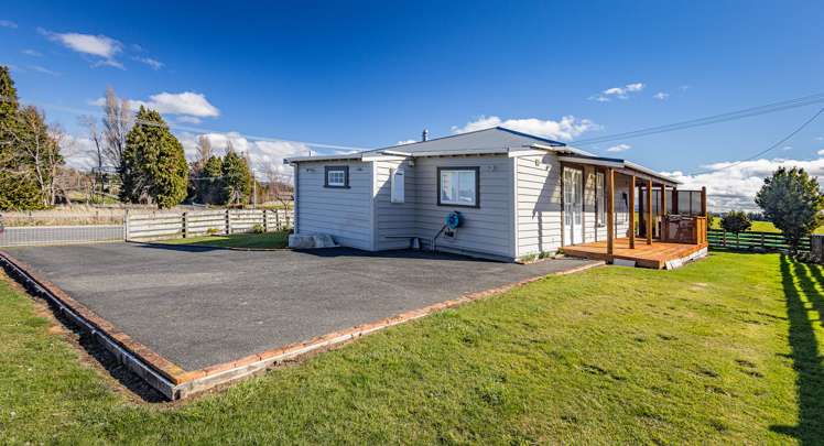 100 Ruapehu Road Ohakune_26