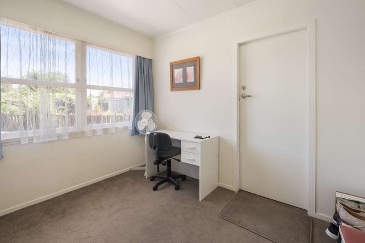 34 Whitworth Road Utuhina_12