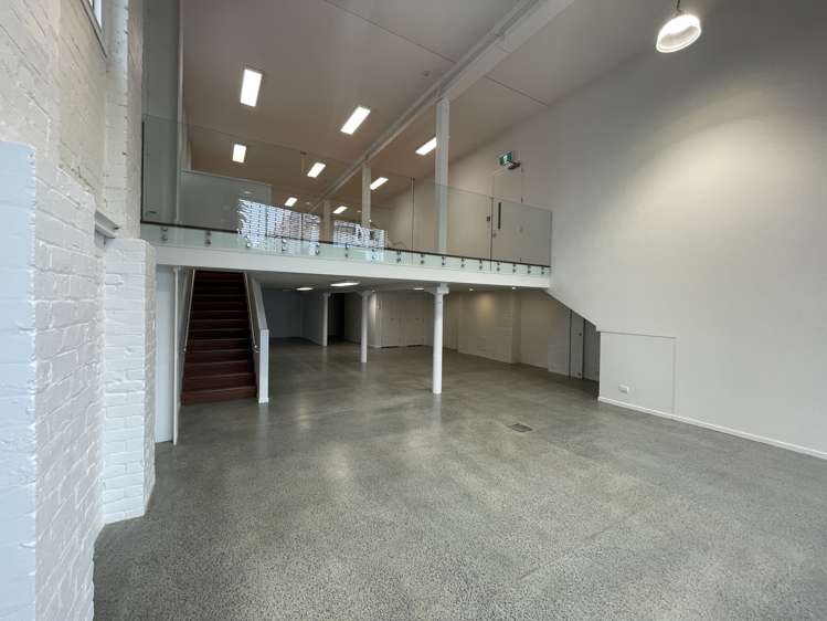 1 Howe Street_0