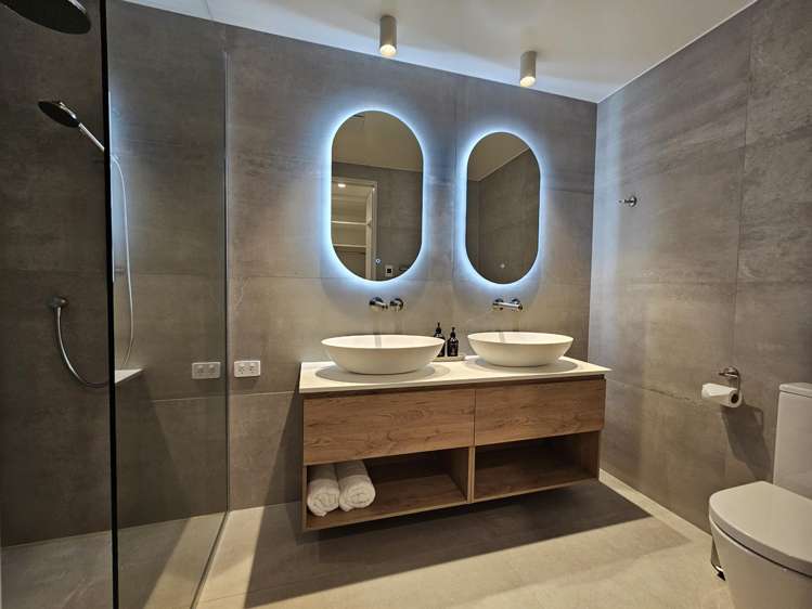 16 Station Bay Rise Lake Tekapo_24