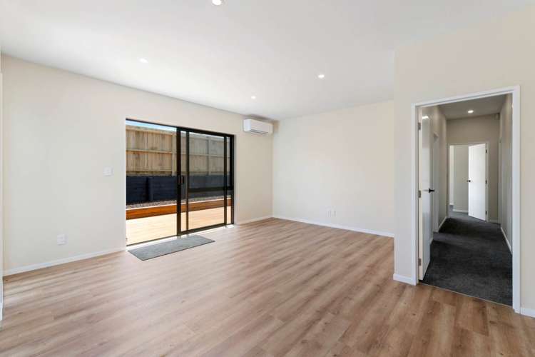 8 Paapaka Way Waiuku_5