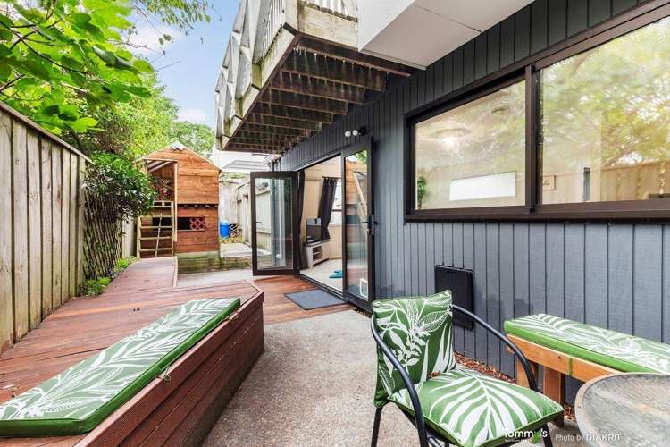 4/163 Queens Drive Lyall Bay_8